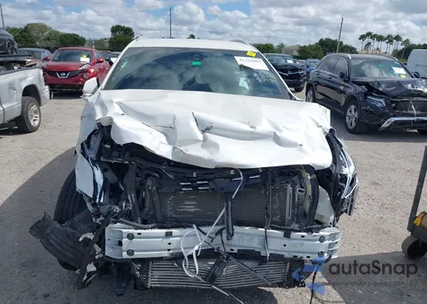 2021 Cadillac Xt5 Fwd Luxury from USA, damaged, VIN 1GYKNAR40MZ146268